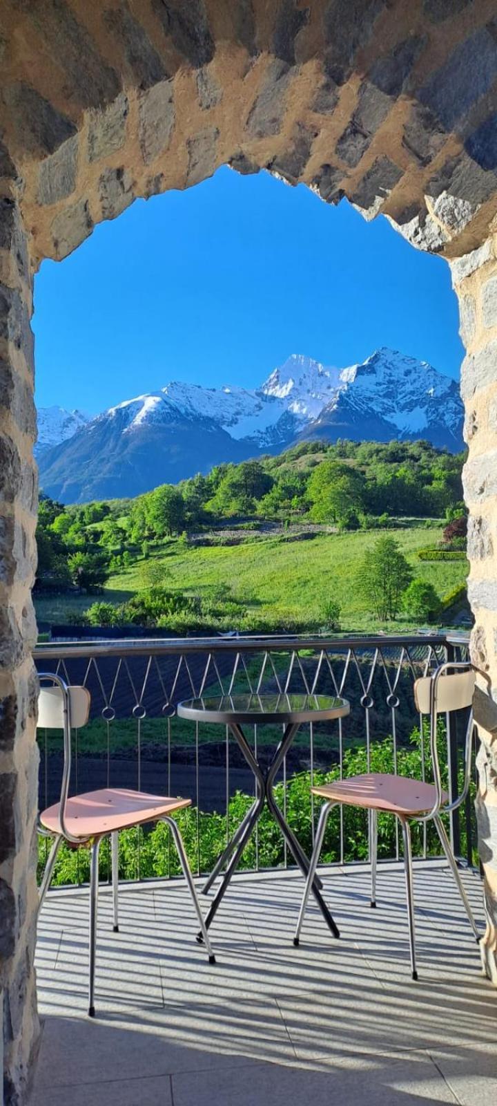 Aosta Stunning Panoramic Views From Modern Two Bedroom Apartment Exterior photo
